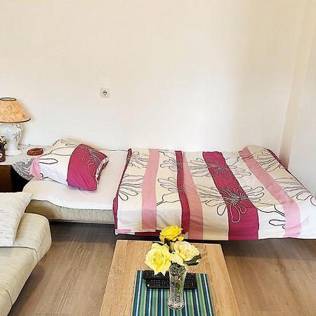 Apartment Tanja Требинє Екстер'єр фото